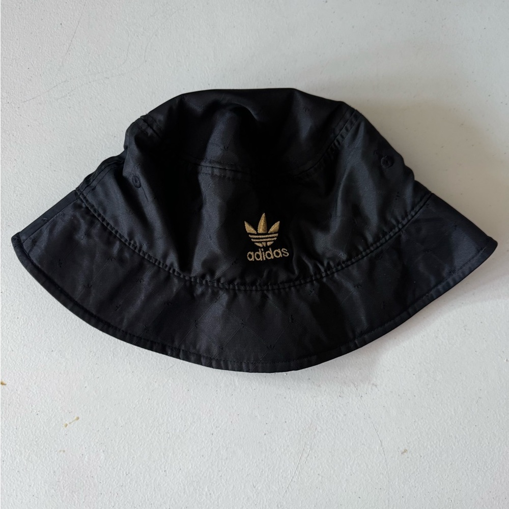 Adidas Black Bucket Hat